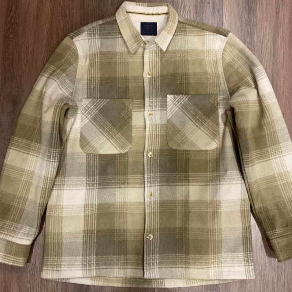 Nomad by Craft Green and beige plaid flannel